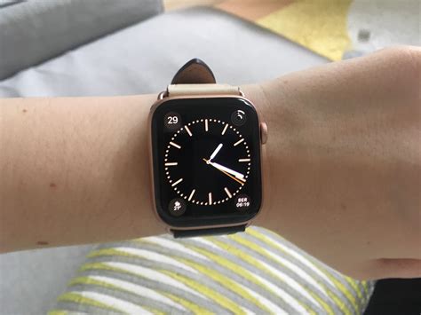 apple watch for small wrist ladies|44mm apple watch on wrist.